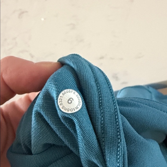 NWOT lululemon athletica Blue Leggings - Picture 4 of 4